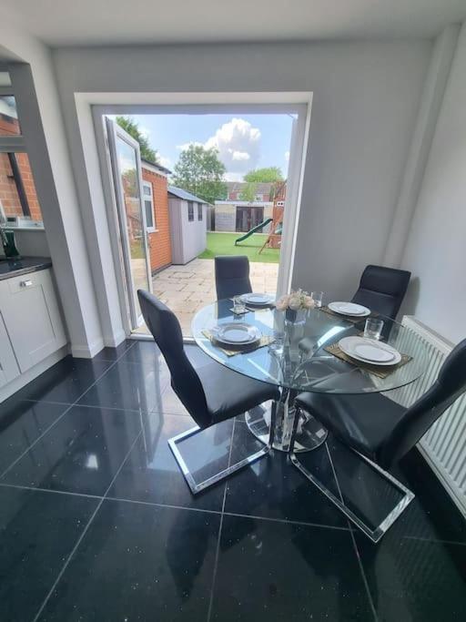 Somers Lodge Leicester Exterior foto